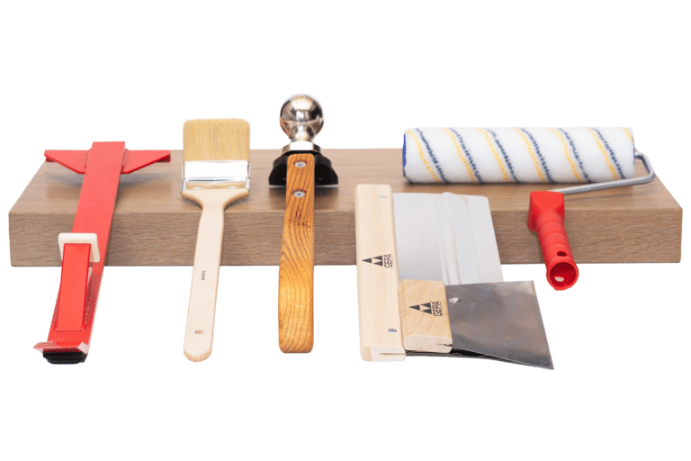 Darbarīki un Piederumi